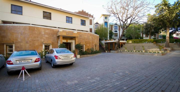 Hotel Hilltone Mount Abu Eksteriør bilde