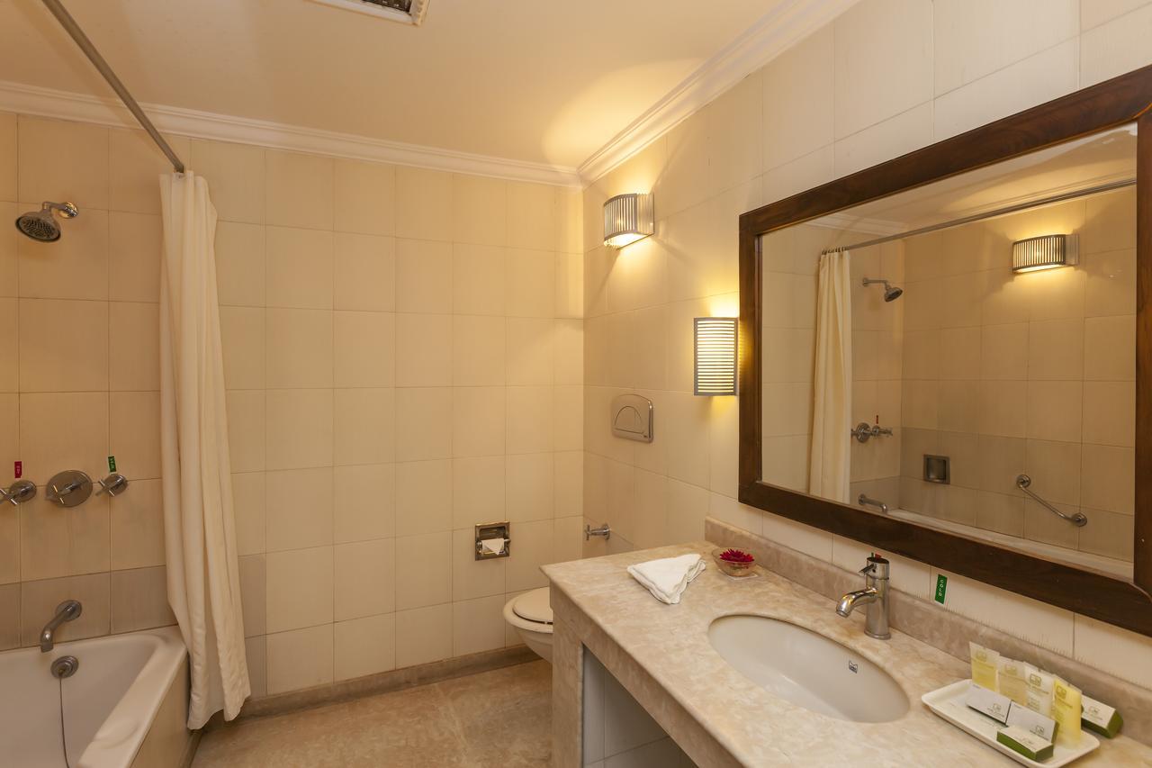 Hotel Hilltone Mount Abu Eksteriør bilde
